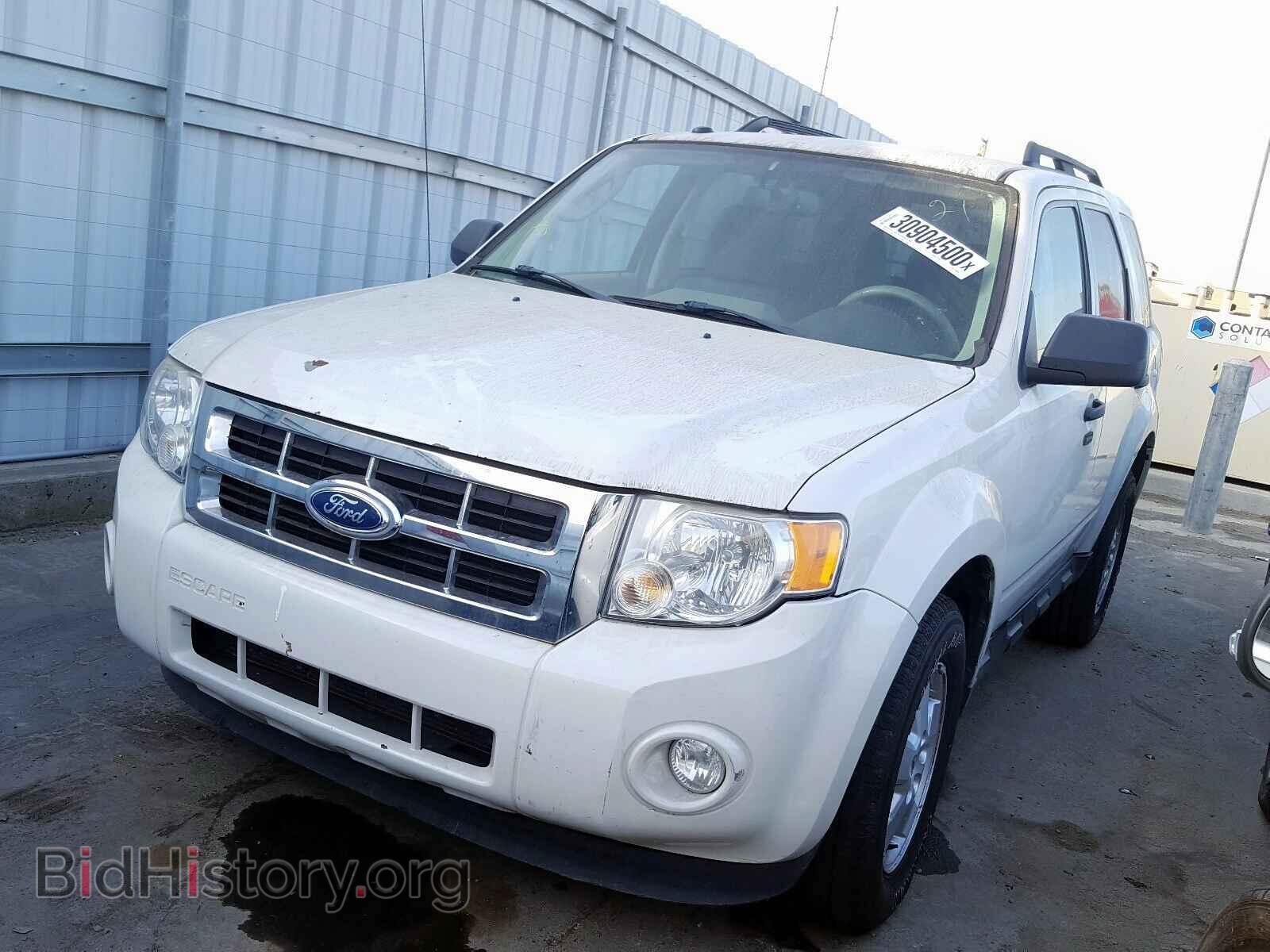 2011 FORD ESCAPE - VIN: 1FMCU0D74BKB66680 - Фото 2