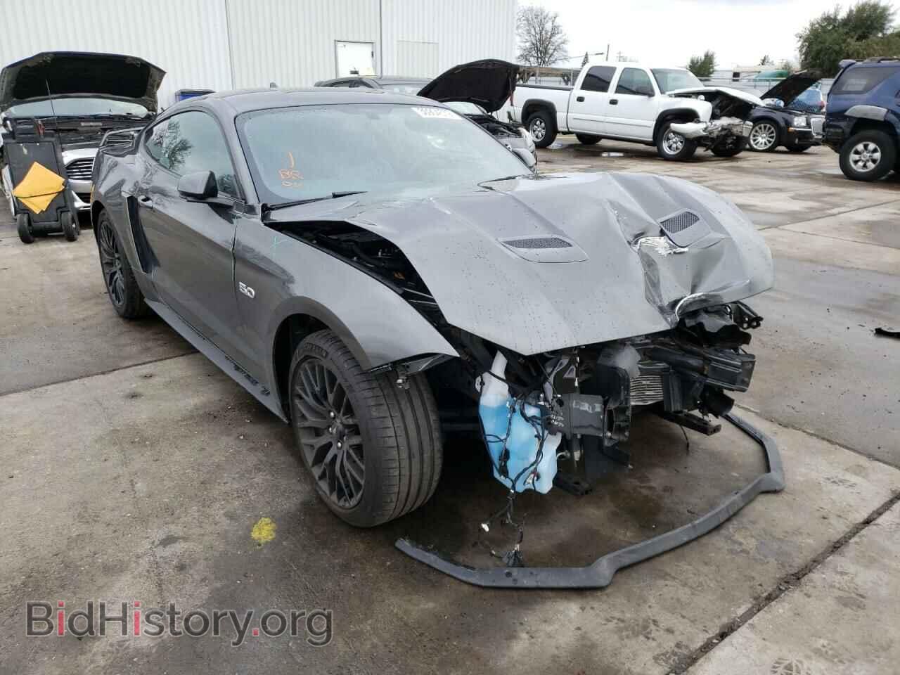 Photo 1FA6P8CF3L5158883 - FORD MUSTANG 2020