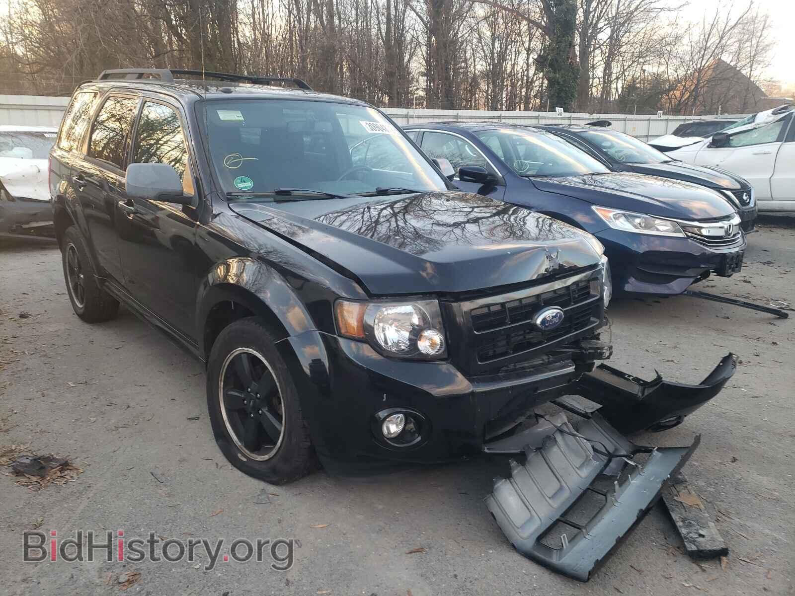 Photo 1FMCU0D76BKB56457 - FORD ESCAPE 2011