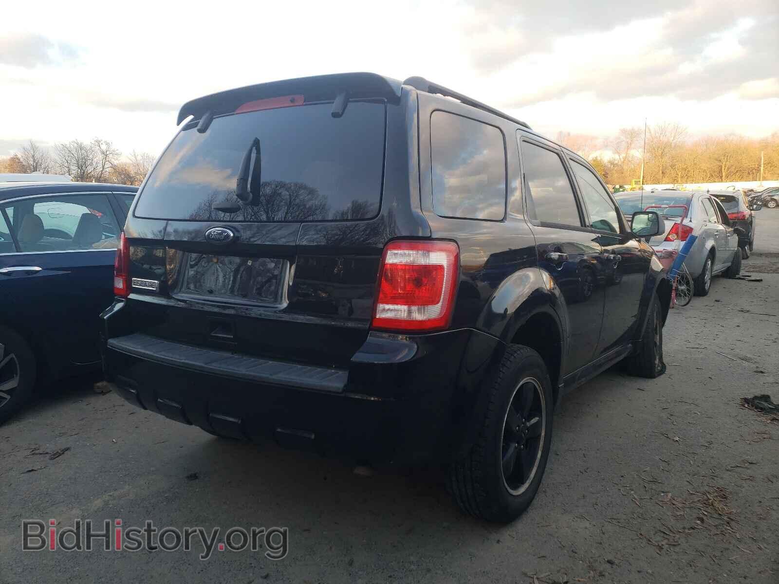2011 FORD ESCAPE - VIN: 1FMCU0D76BKB56457 - Фото 4