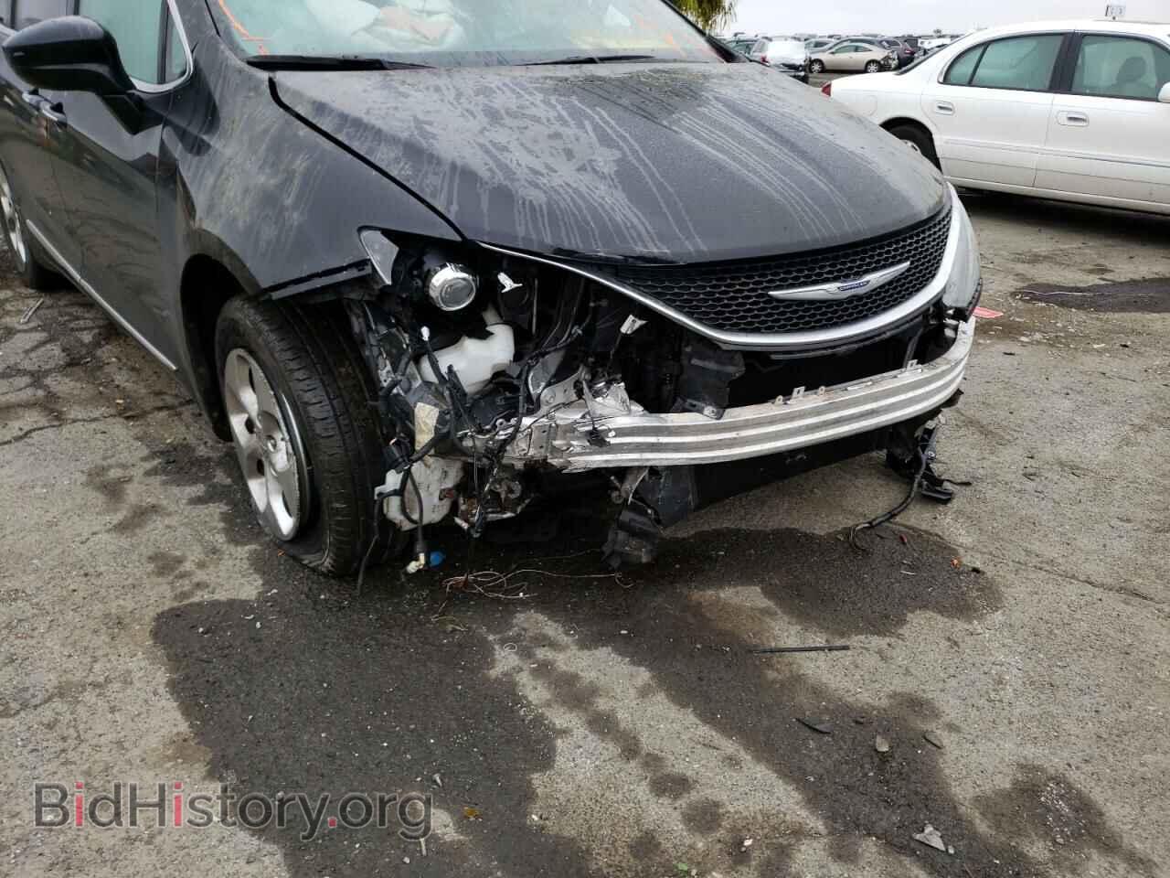 2017 CHRYSLER PACIFICA - VIN: 2C4RC1EG4HR846613 - Photo 9