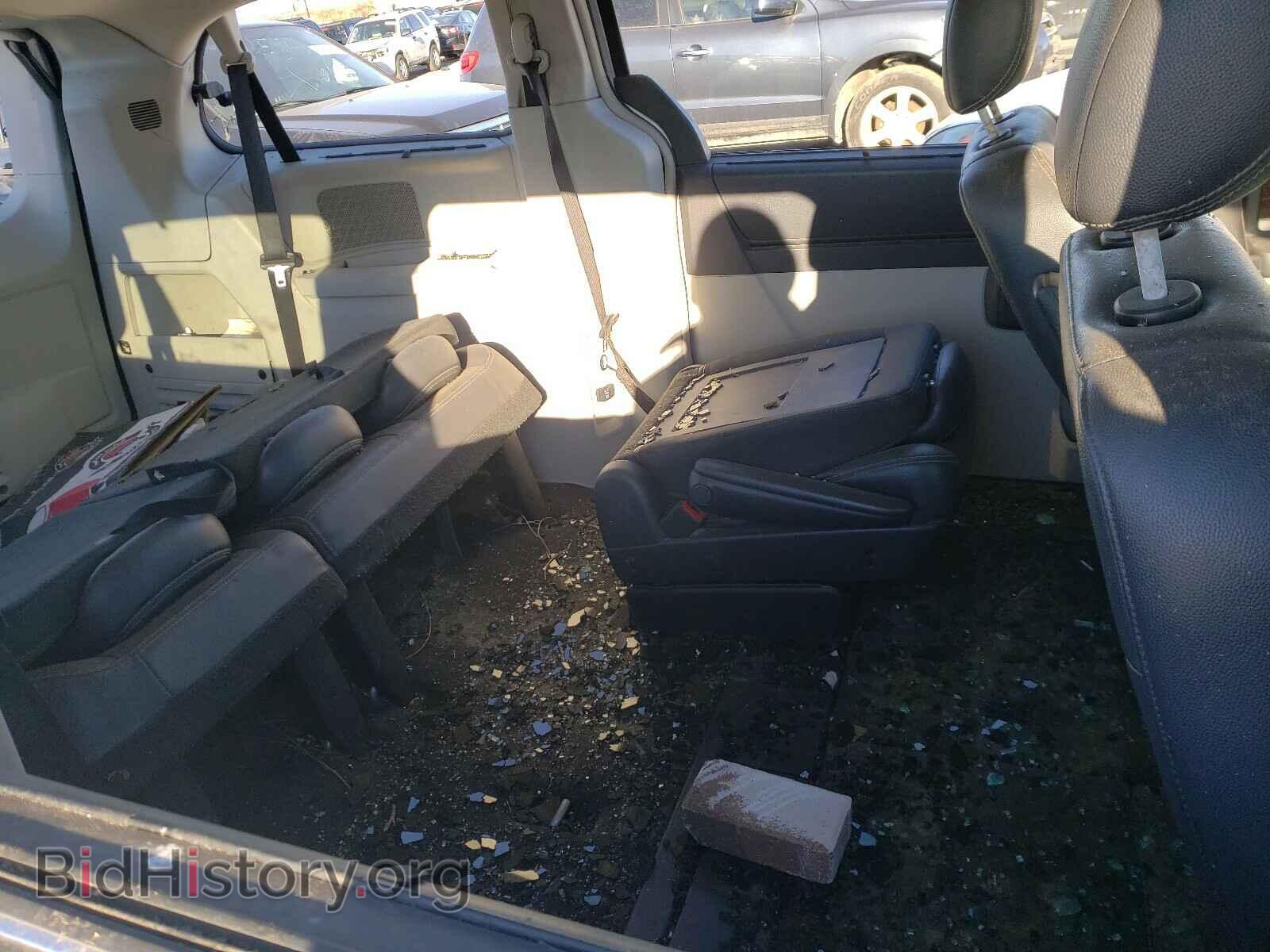 2009 CHRYSLER MINIVAN - VIN: 2A8HR54X69R643641 - Фото 6