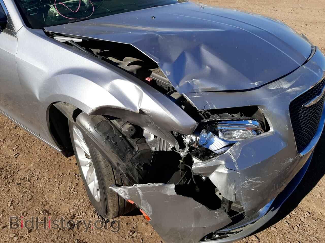2015 CHRYSLER 300 - VIN: 2C3CCAAG5FH930801 - Фото 9