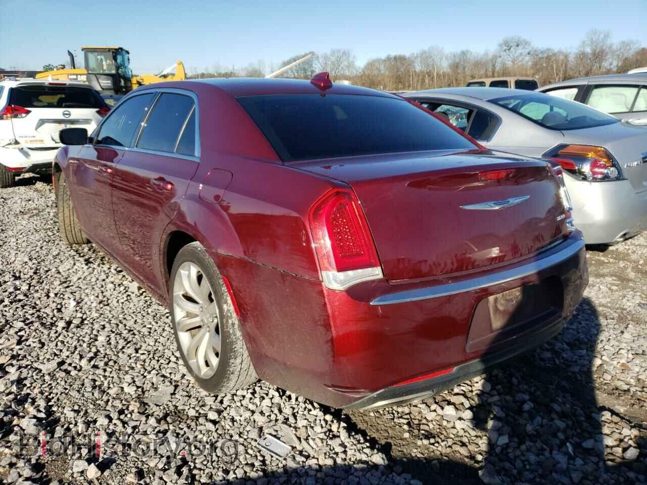 2019 CHRYSLER 300 - VIN: 2C3CCAAG2KH501433 - Фото 3