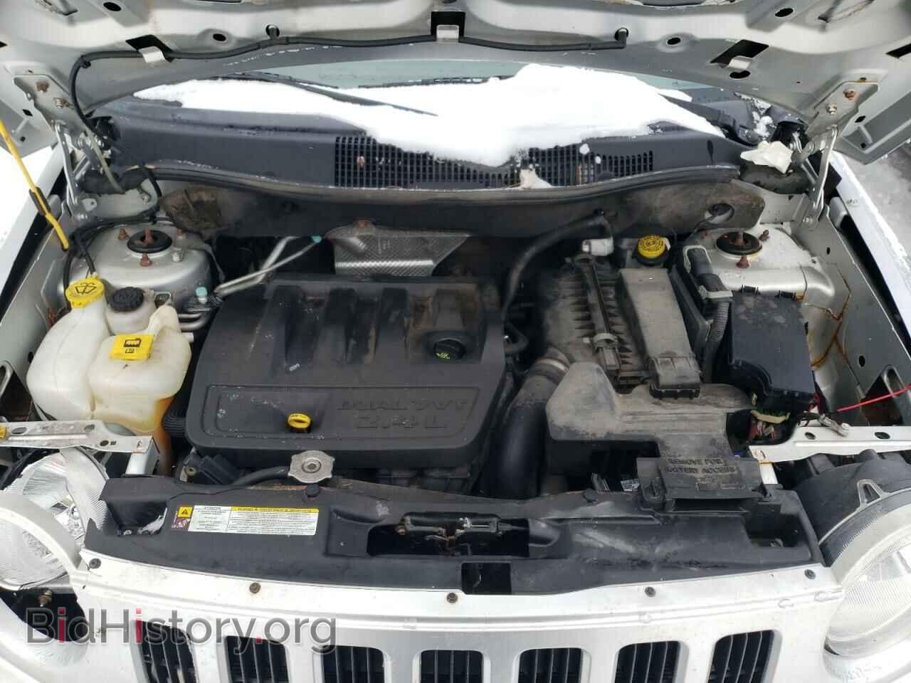 2010 JEEP COMPASS - VIN: 1J4NF1FB4AD623631 - Photo 7