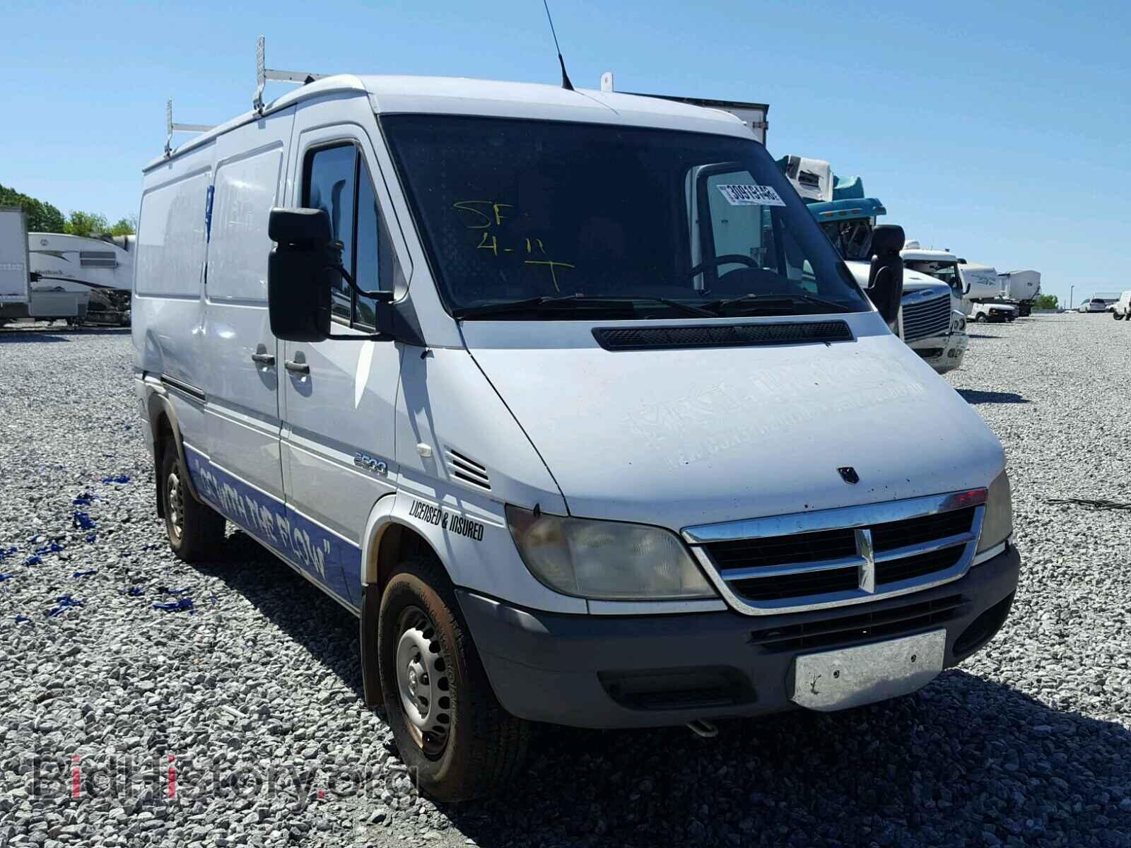 Фотография WD0PD644065921396 - DODGE SPRINTER 2006
