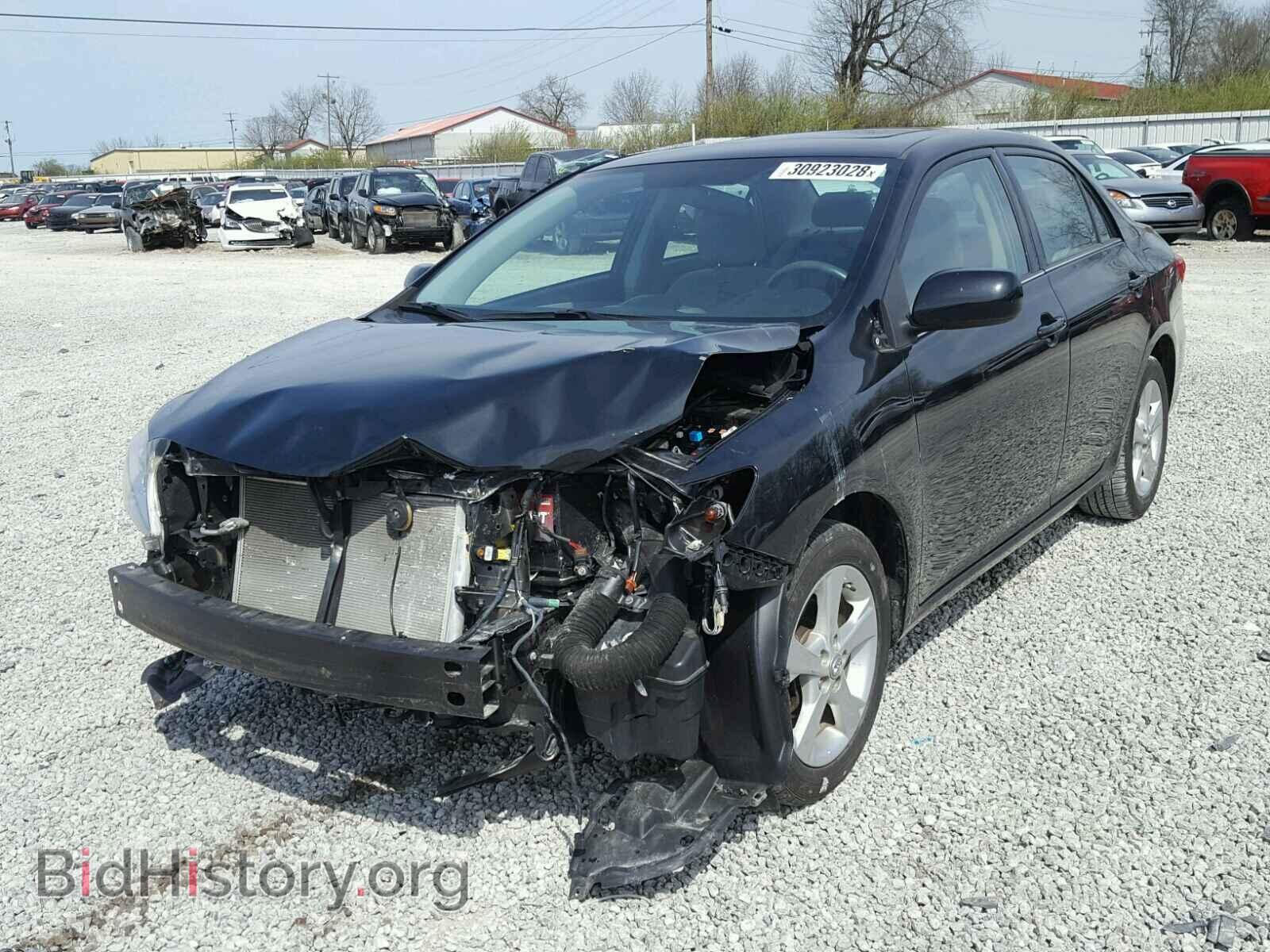 2013 TOYOTA COROLLA BA - VIN: 2T1BU4EEXDC990692 - Фото 2