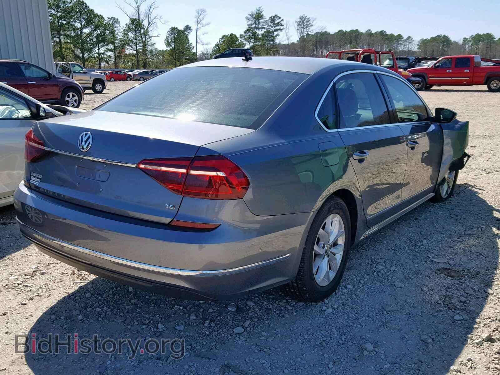 2017 VOLKSWAGEN PASSAT - VIN: 1VWAT7A36HC049367 - Фото 4