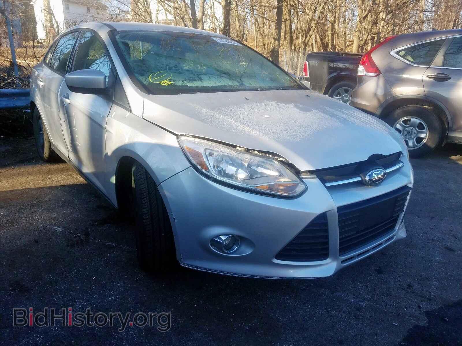 Photo 1FAHP3F25CL379496 - FORD FOCUS 2012