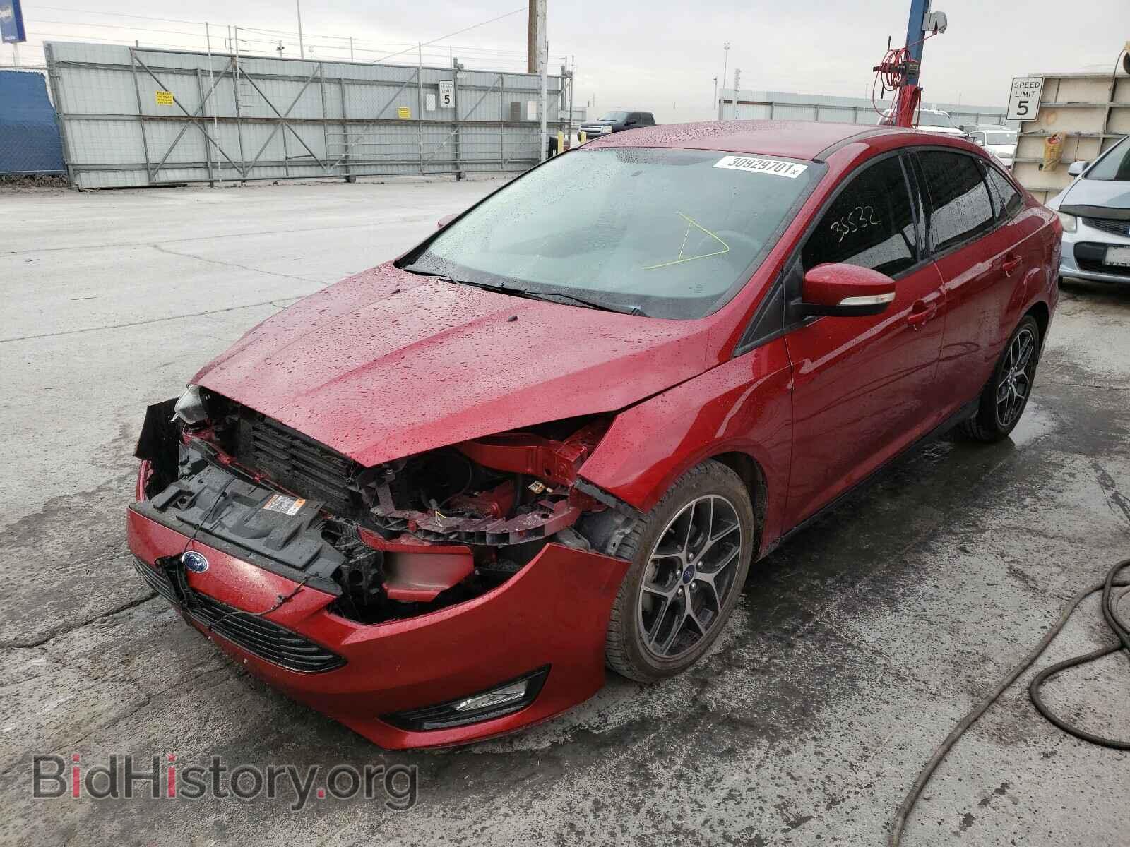 2017 FORD FOCUS - VIN: 1FADP3FE2HL303363 - Фото 2