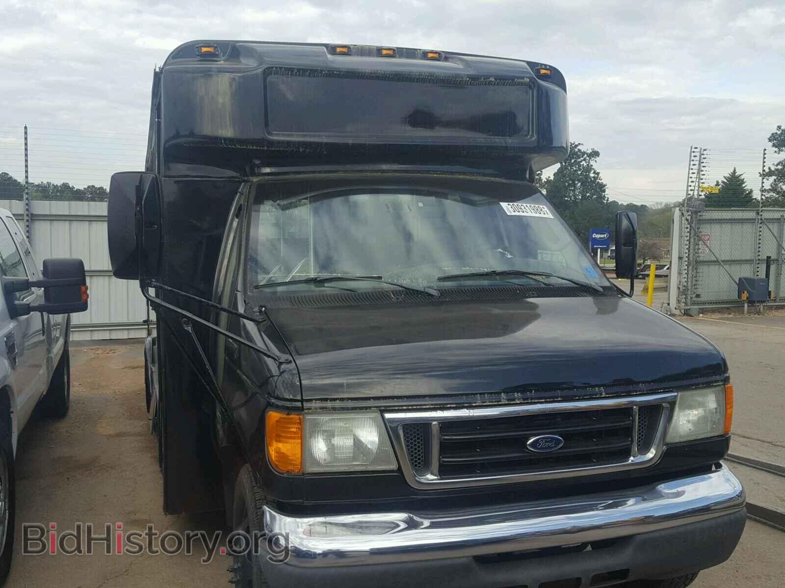 2006 FORD ECONOLINE - VIN: 1FDXE45P06DA53825 - Фото 9