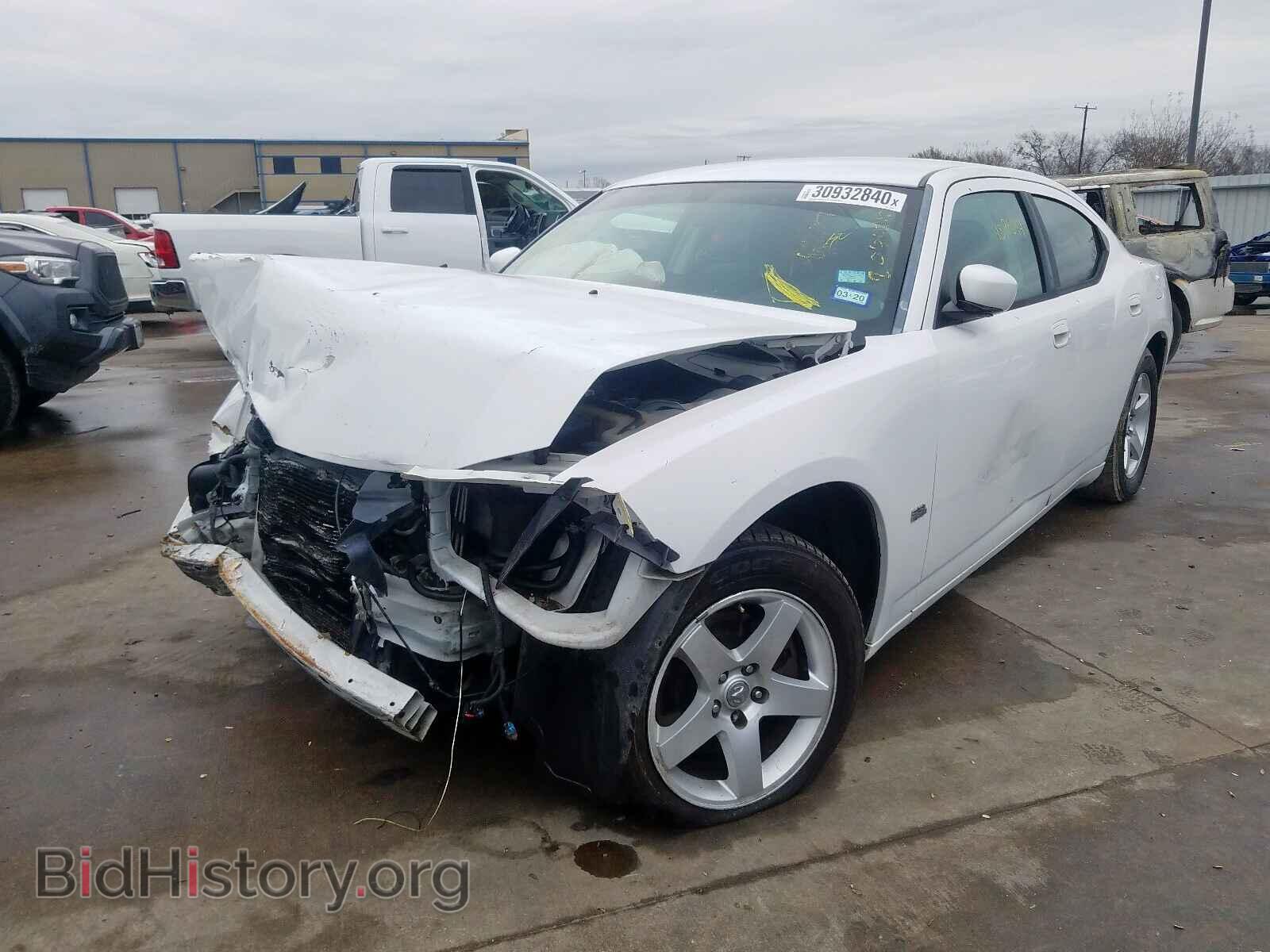 2010 DODGE CHARGER - VIN: 2B3CA2CV5AH299948 - Photo 2