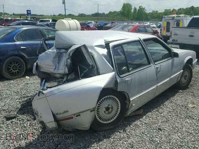 1993 CADILLAC DEVILLE - VIN: 1G6CD53B3P4228429 - Photo 4