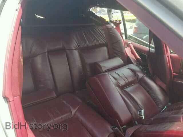 1993 CADILLAC DEVILLE - VIN: 1G6CD53B3P4228429 - Photo 6