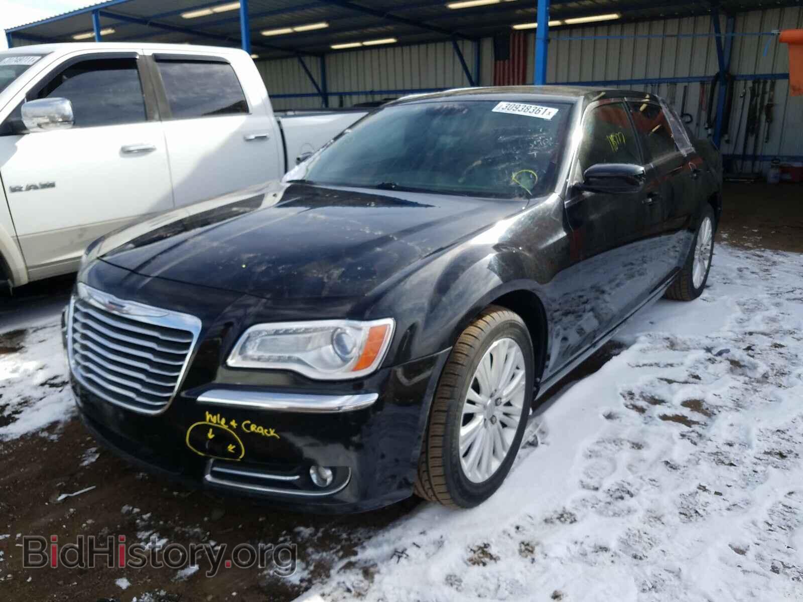 2013 CHRYSLER 300 - VIN: 2C3CCARG2DH591951 - Фото 2