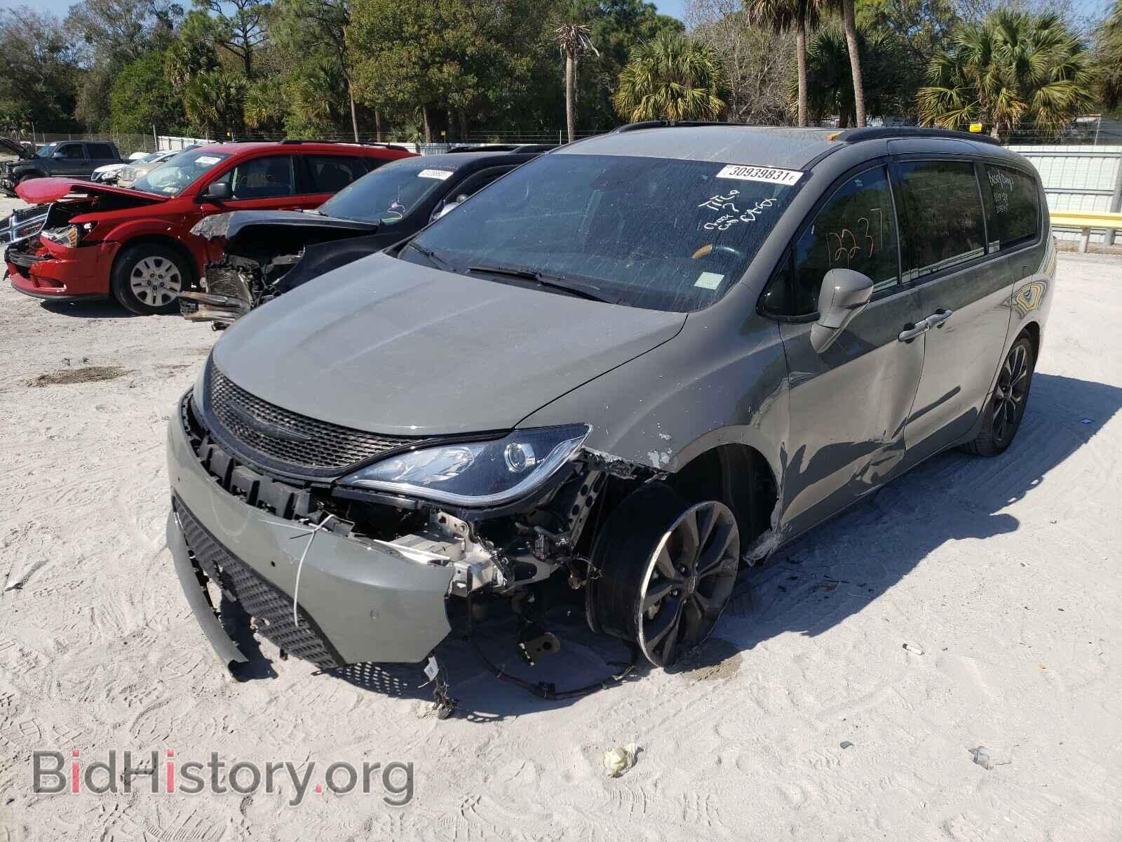 2020 CHRYSLER PACIFICA - VIN: 2C4RC1BG1LR203715 - Фото 2