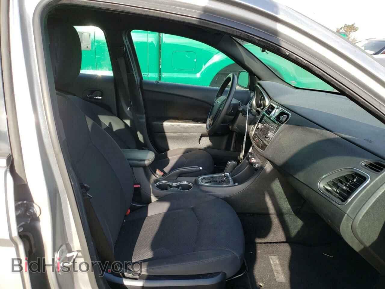 2013 CHRYSLER 200 - VIN: 1C3CCBAB1DN641817 - Photo 5