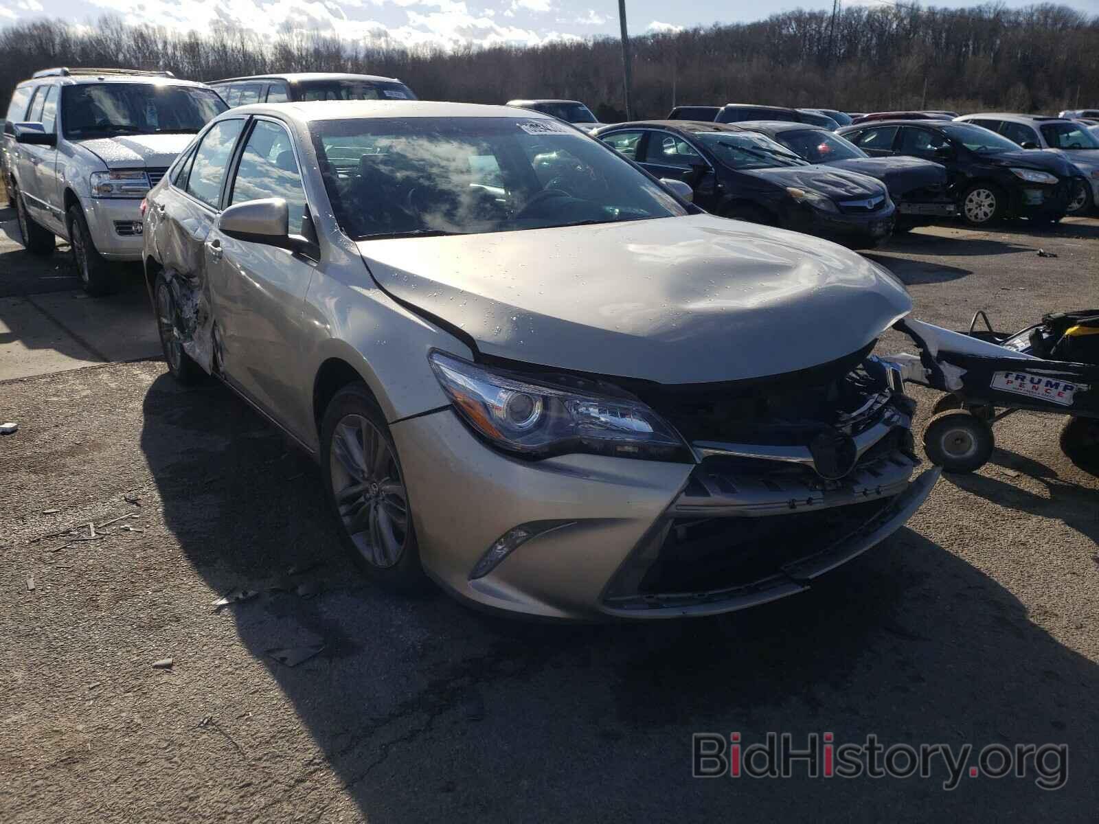 Photo 4T1BF1FK2HU402768 - TOYOTA CAMRY 2017