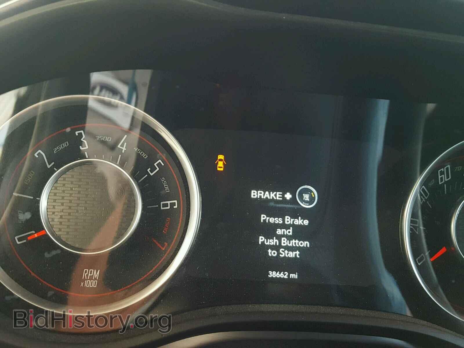2016 DODGE CHALLENGER - VIN: 2C3CDZAG0GH171942 - Фото 8