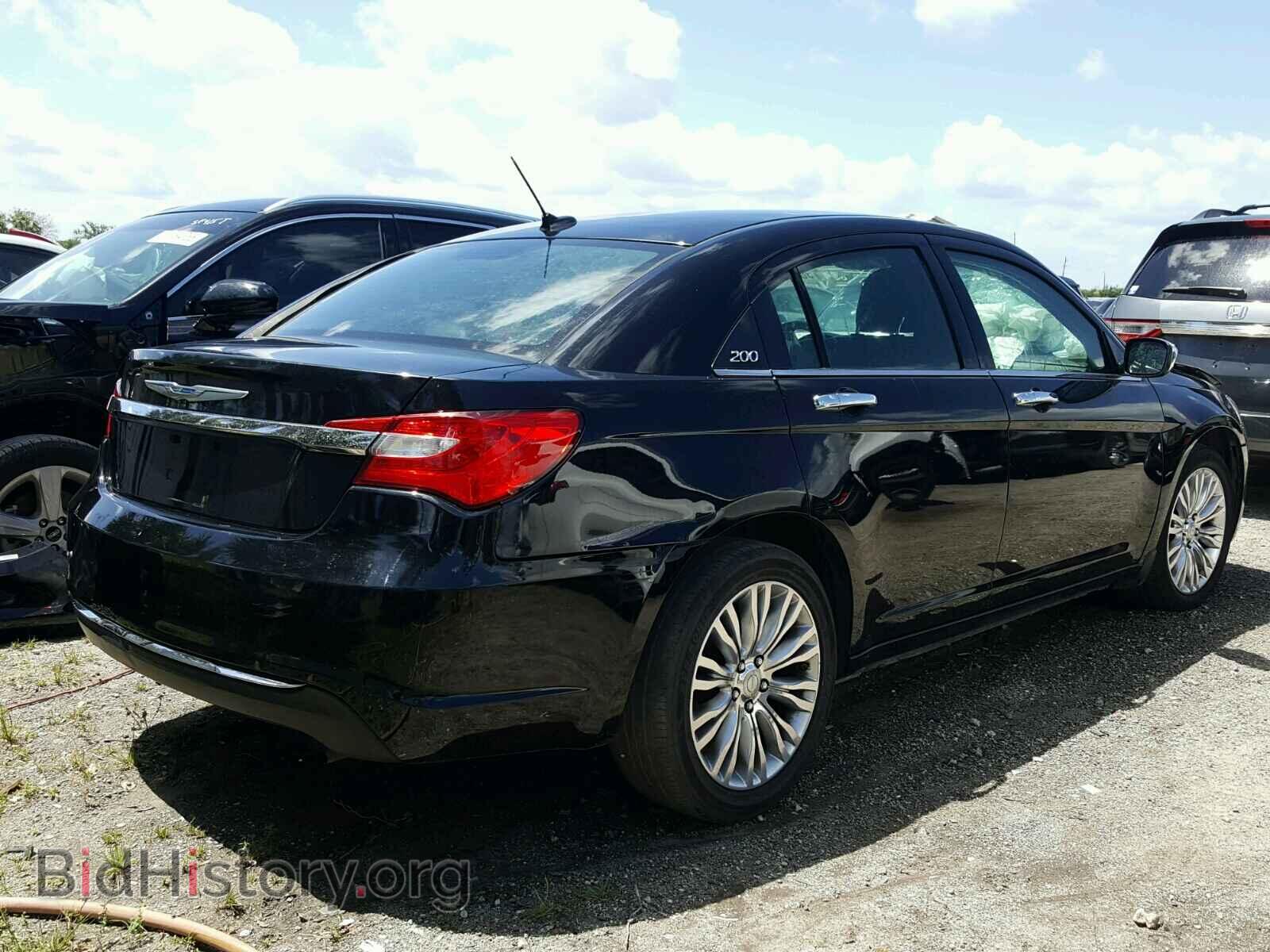 2012 CHRYSLER 200 - VIN: 1C3CCBCB0CN250489 - Фото 4