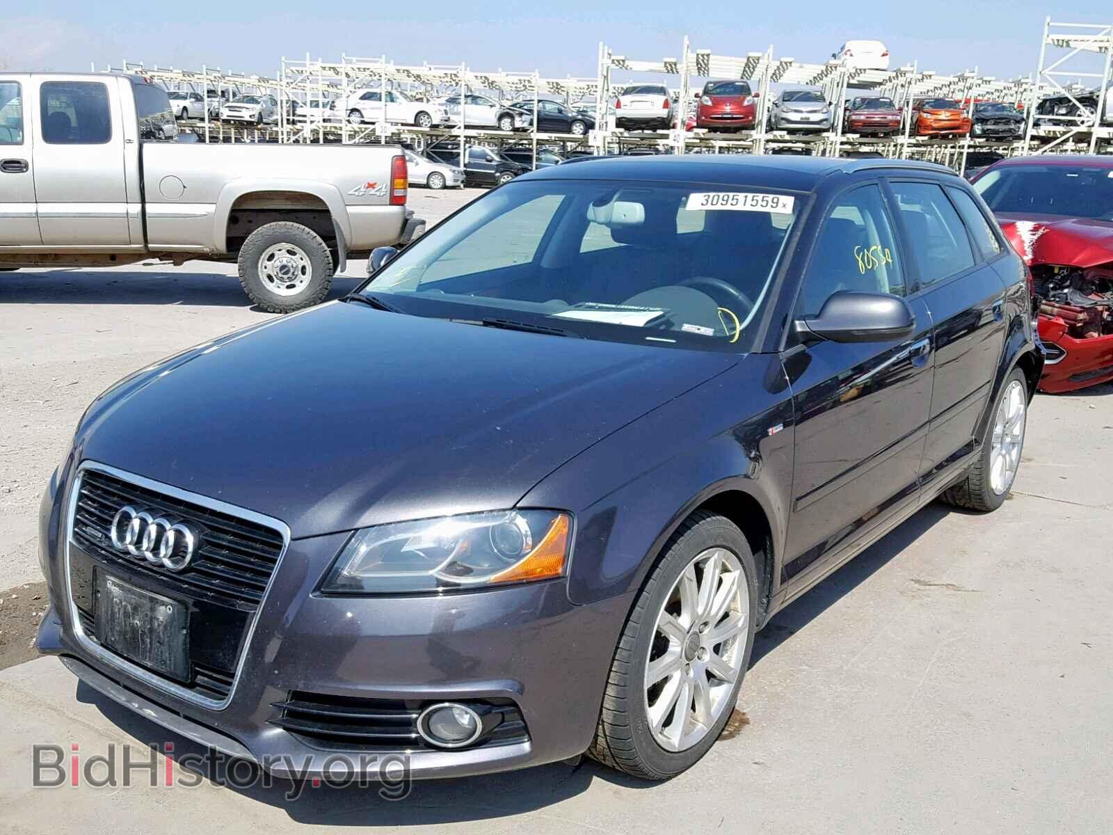 2013 AUDI A3 - VIN: WAUMFAFM8DA011342 - Photo 2