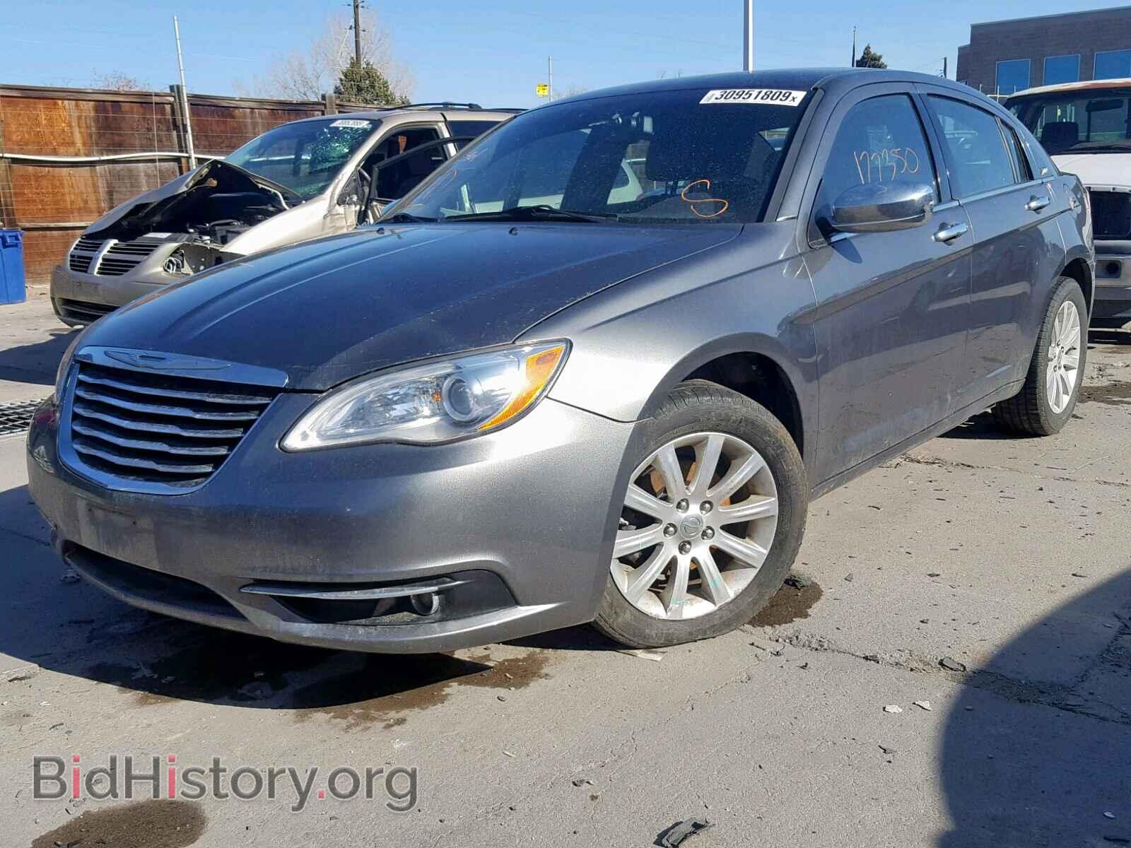 2013 CHRYSLER 200 - VIN: 1C3CCBCG4DN559718 - Photo 2