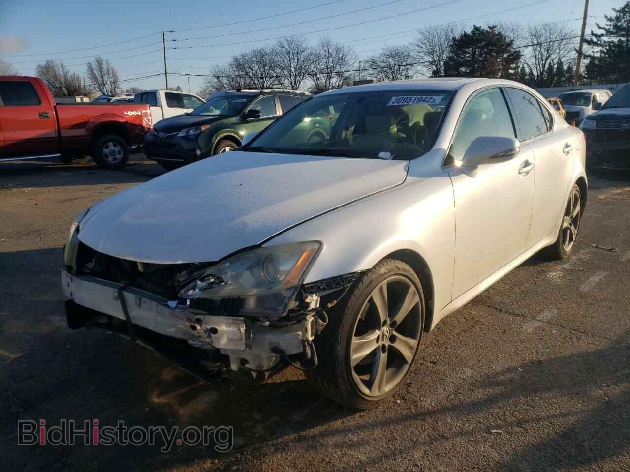 2011 LEXUS IS - VIN: JTHBF5C23B5141957 - Фото 2