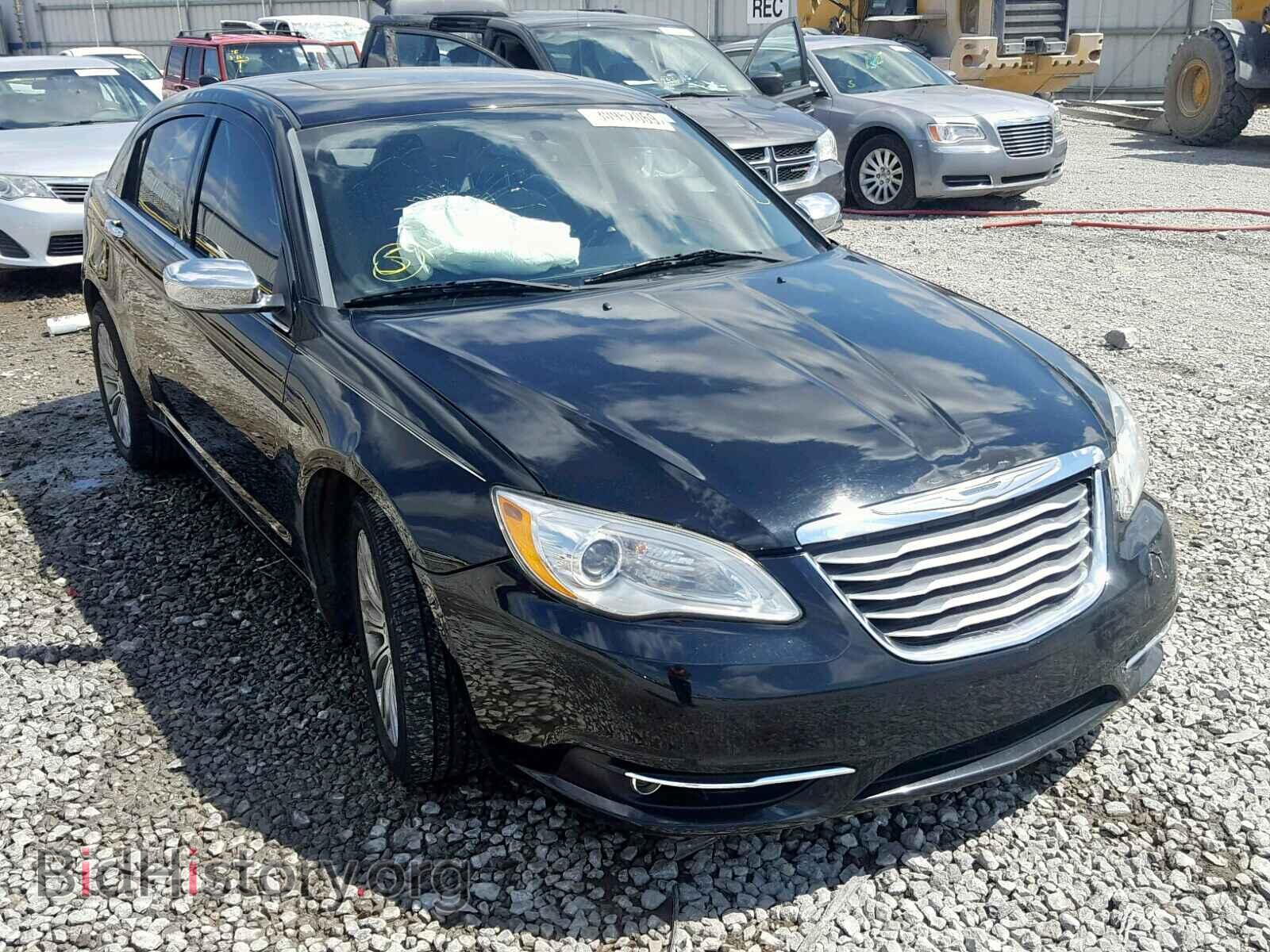 Photo 1C3BC2FG2BN618527 - CHRYSLER 200 2011