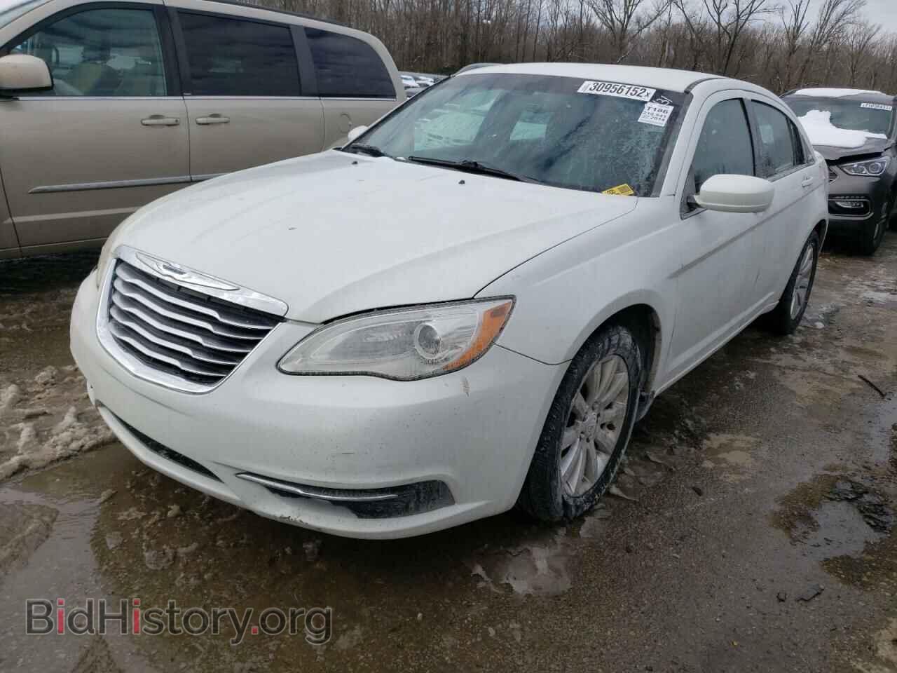 2014 CHRYSLER 200 - VIN: 1C3CCBBB0EN183137 - Фото 2