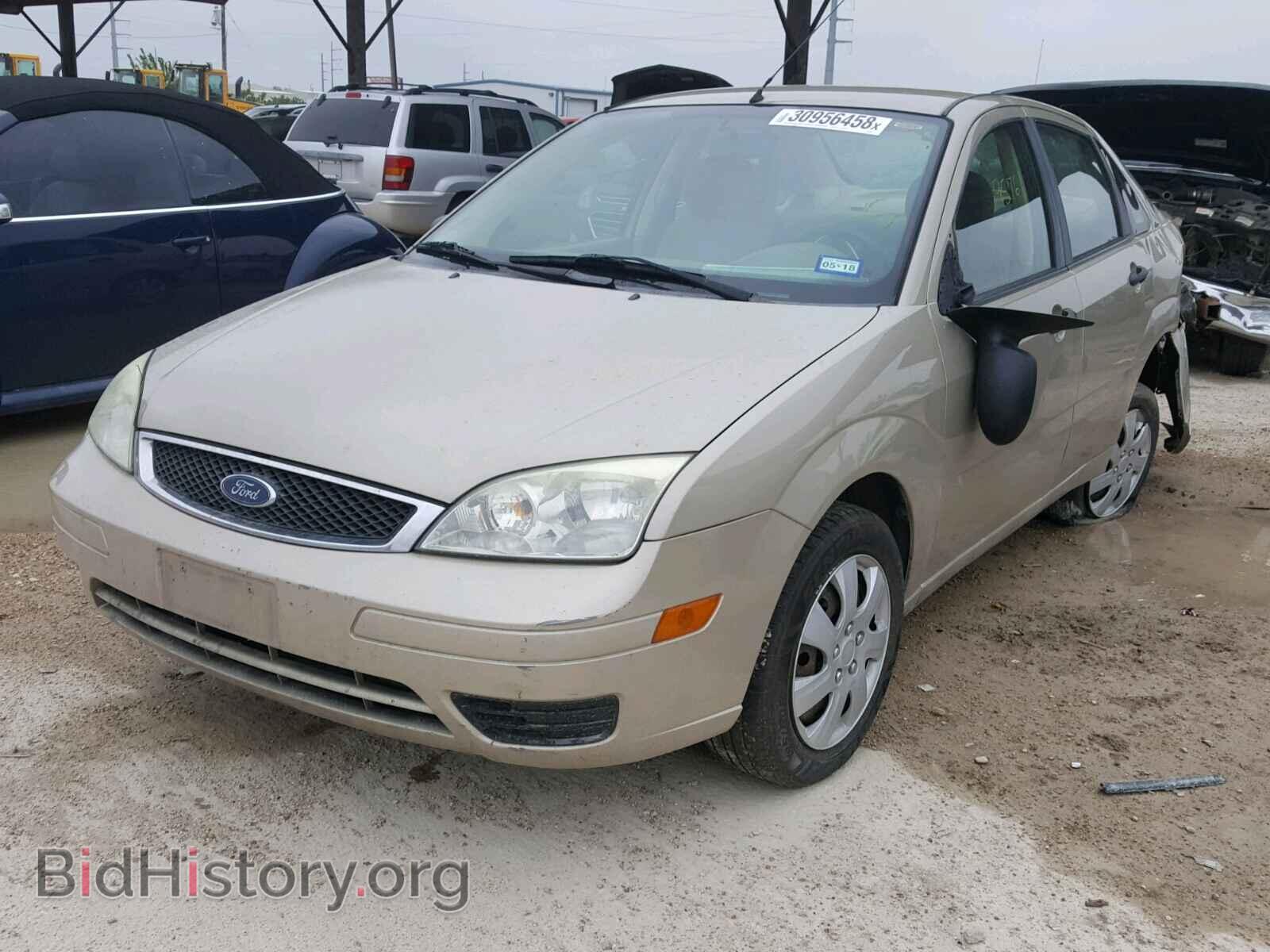 2007 FORD FOCUS - VIN: 1FAFP34N67W245492 - Фото 2