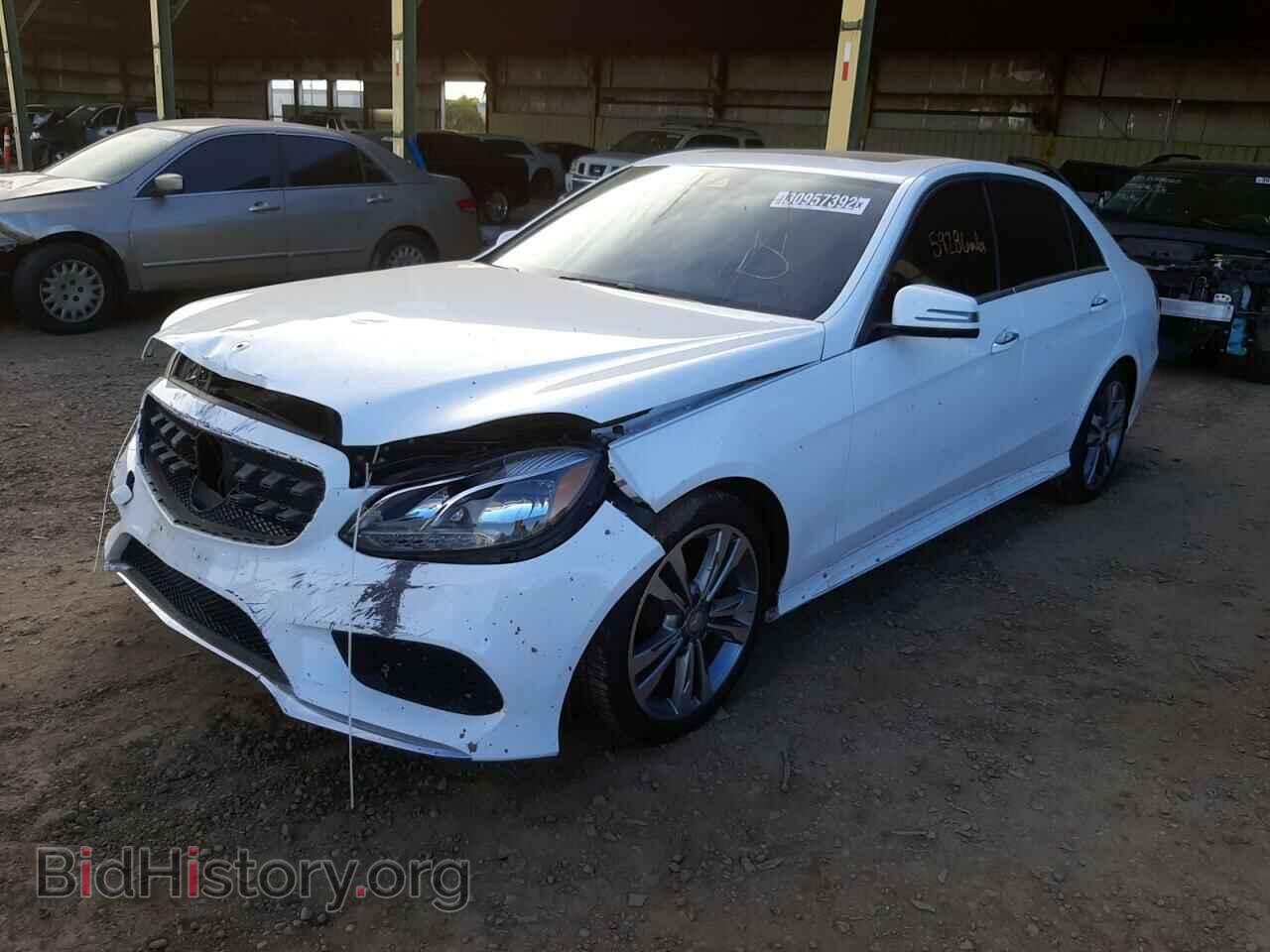2015 MERCEDES-BENZ E-CLASS - VIN: WDDHF5KB3FB125493 - Фото 2