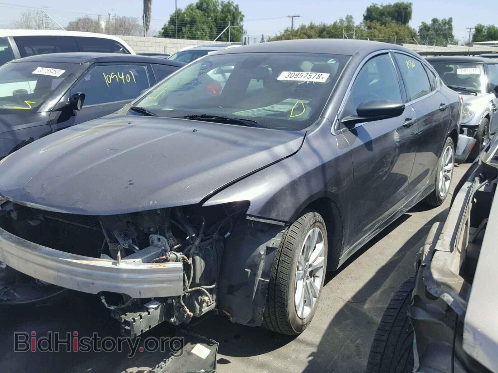 2015 CHRYSLER 200 - VIN: 1C3CCCABXFN757736 - Photo 2
