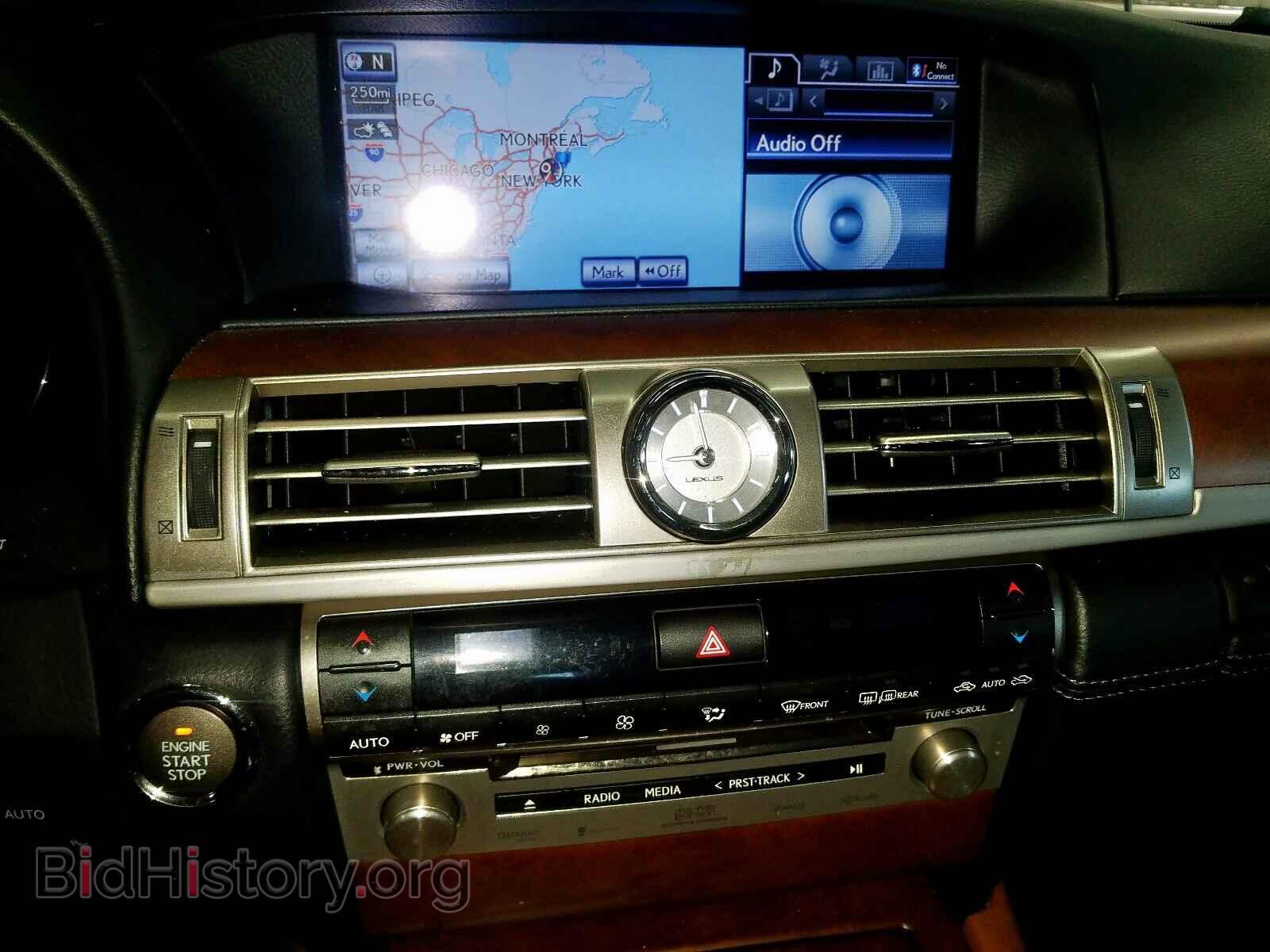 2013 LEXUS LS460 - VIN: JTHCL5EF1D5016438 - Photo 9