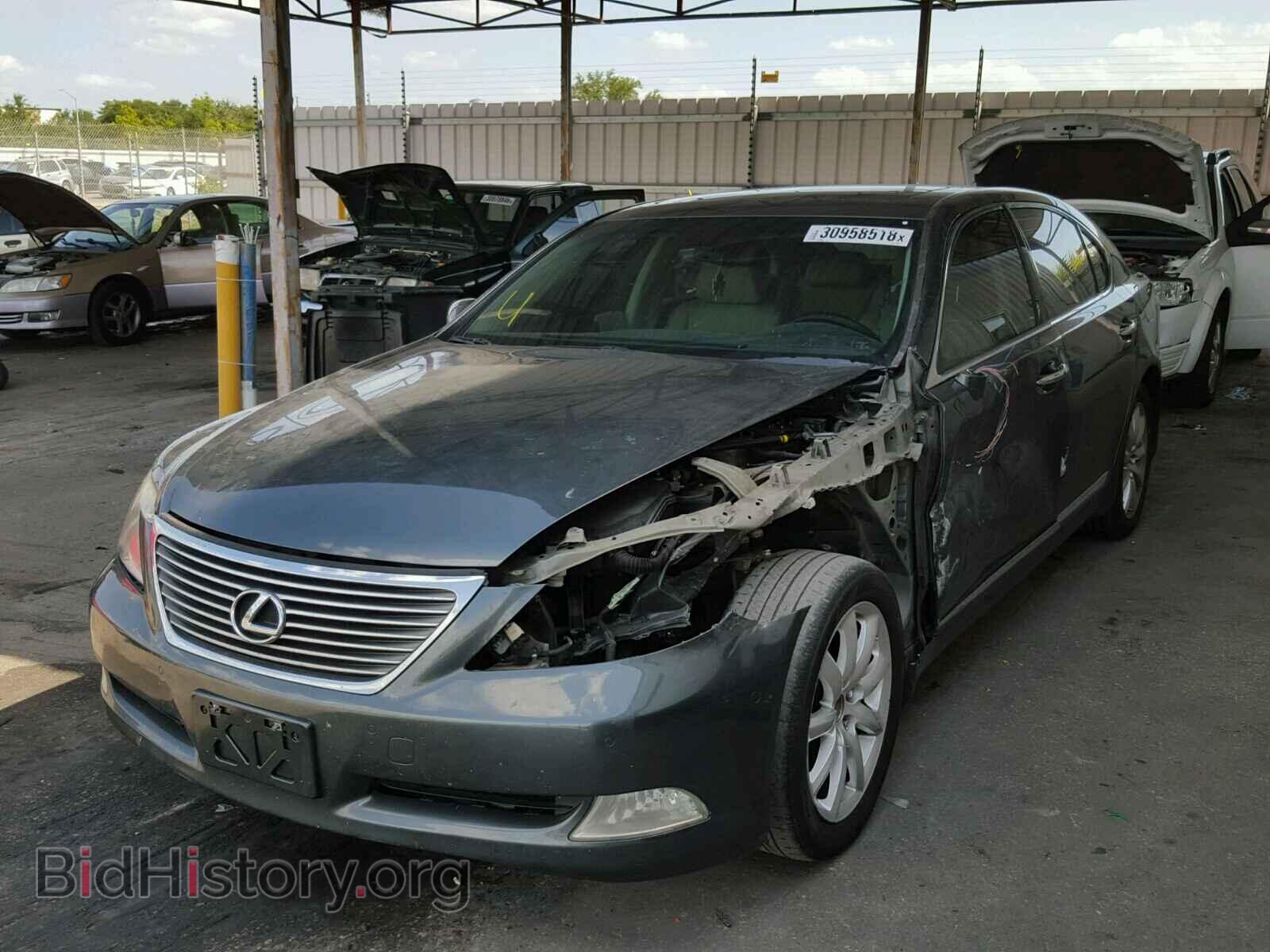 2007 LEXUS LS460 - VIN: JTHGL46F975014337 - Photo 2