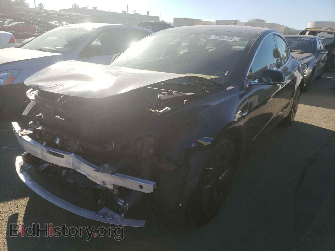 2018 TESLA MODEL 3 - VIN: 5YJ3E1EA7JF056493 - Photo 2