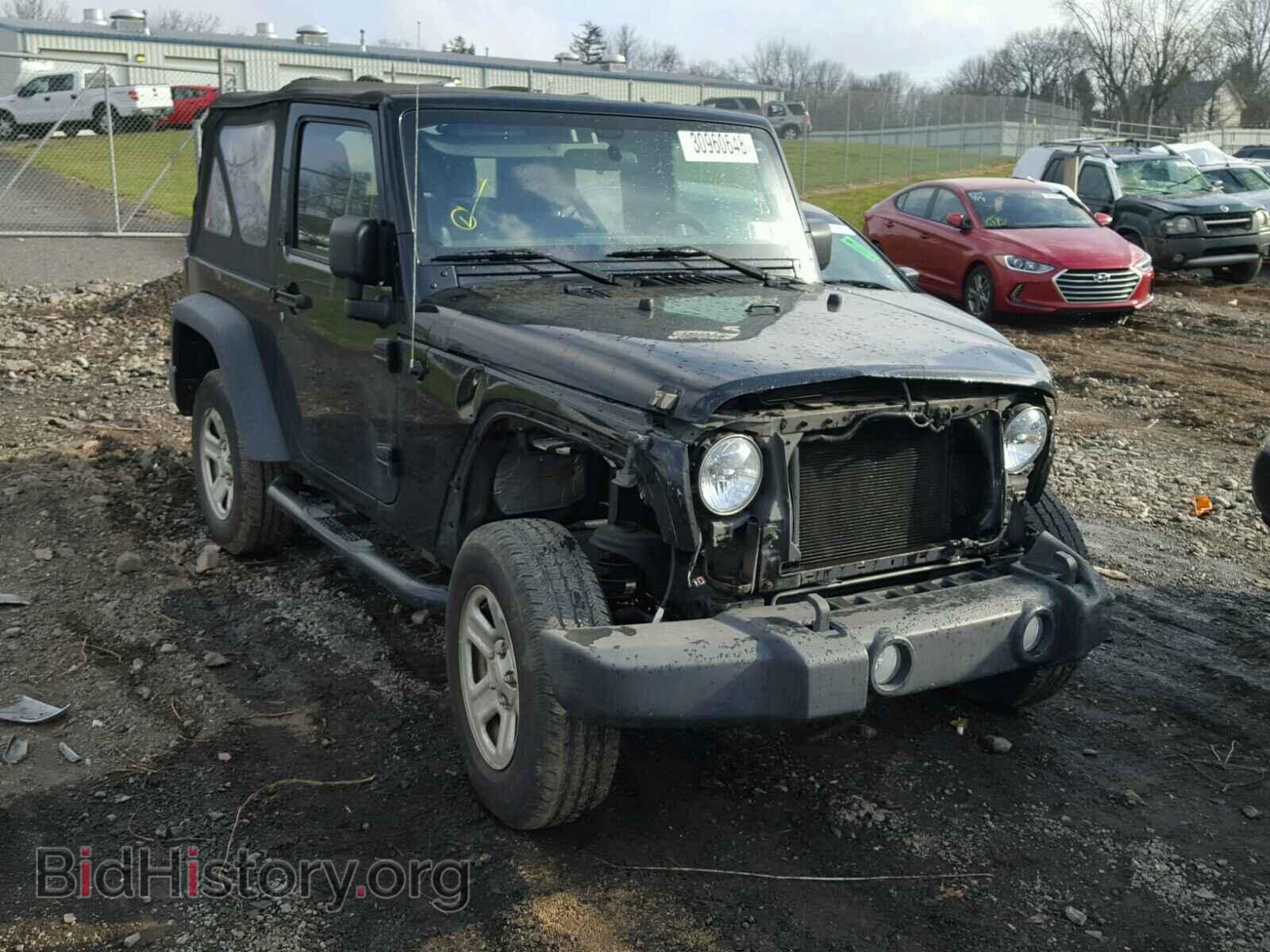 Photo 1J4AA2D12BL504111 - JEEP WRANGLER 2011
