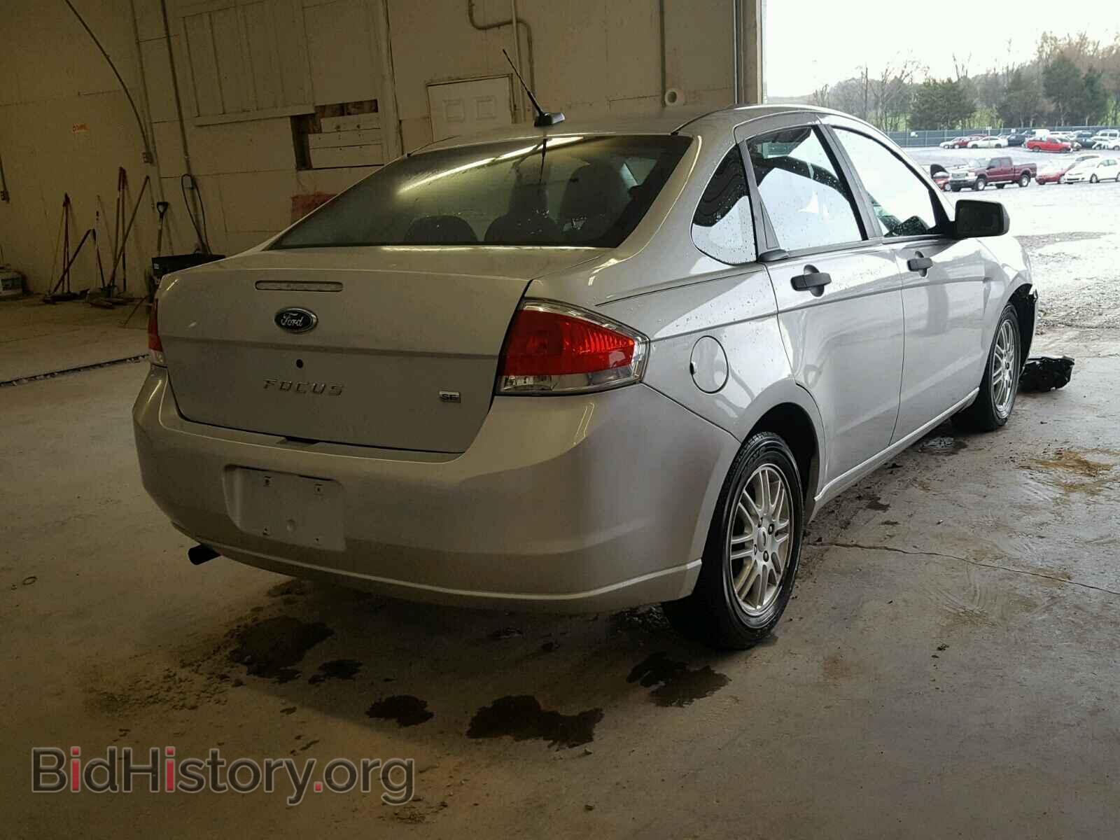 2009 FORD FOCUS - VIN: 1FAHP35N69W150652 - Photo 4