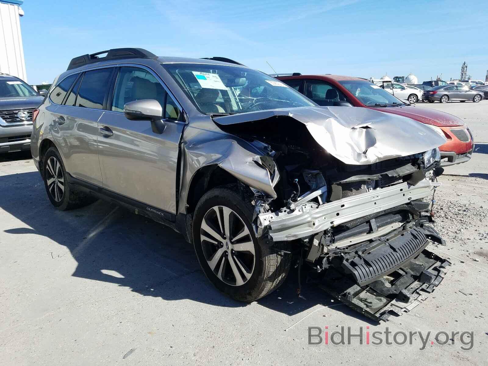 Photo 4S4BSANC6J3379402 - SUBARU OUTBACK 2018