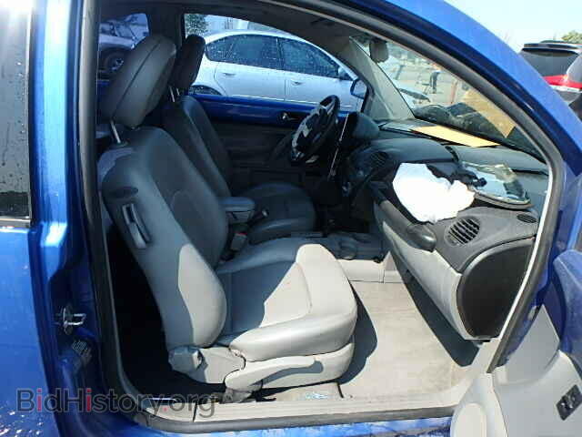 2000 VOLKSWAGEN BEETLE - VIN: 3VWCF21C0YM495709 - Фото 5