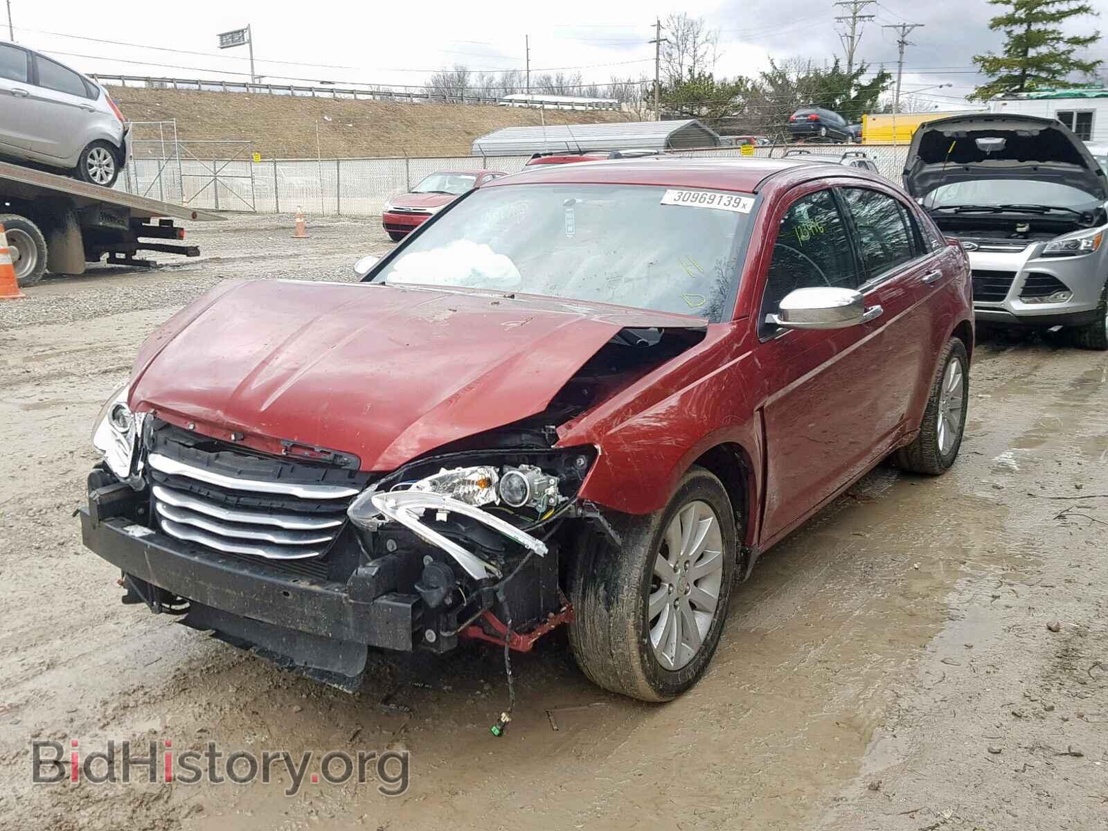 2014 CHRYSLER 200 - VIN: 1C3CCBCG8EN176527 - Фото 2
