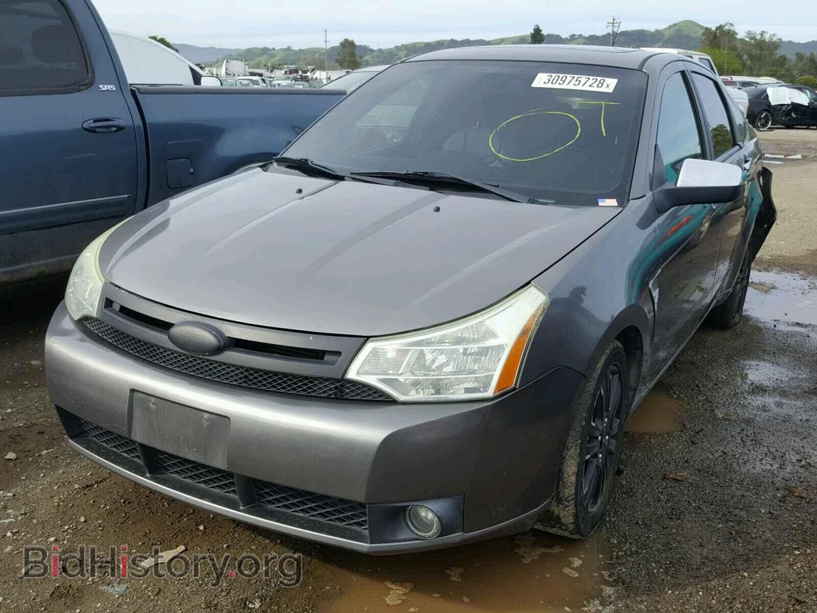 2009 FORD FOCUS - VIN: 1FAHP37N39W152596 - Фото 2