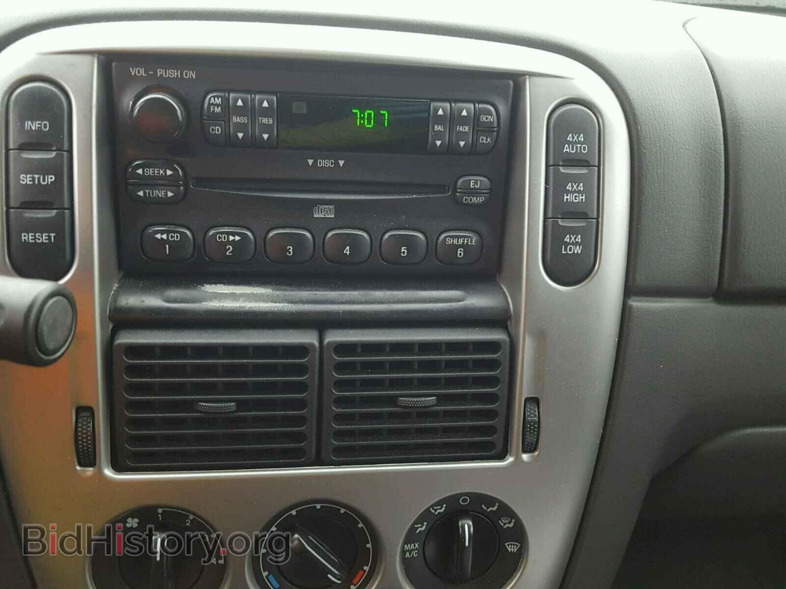 2005 FORD EXPLORER - VIN: 1FMZU73E45UA62704 - Photo 9