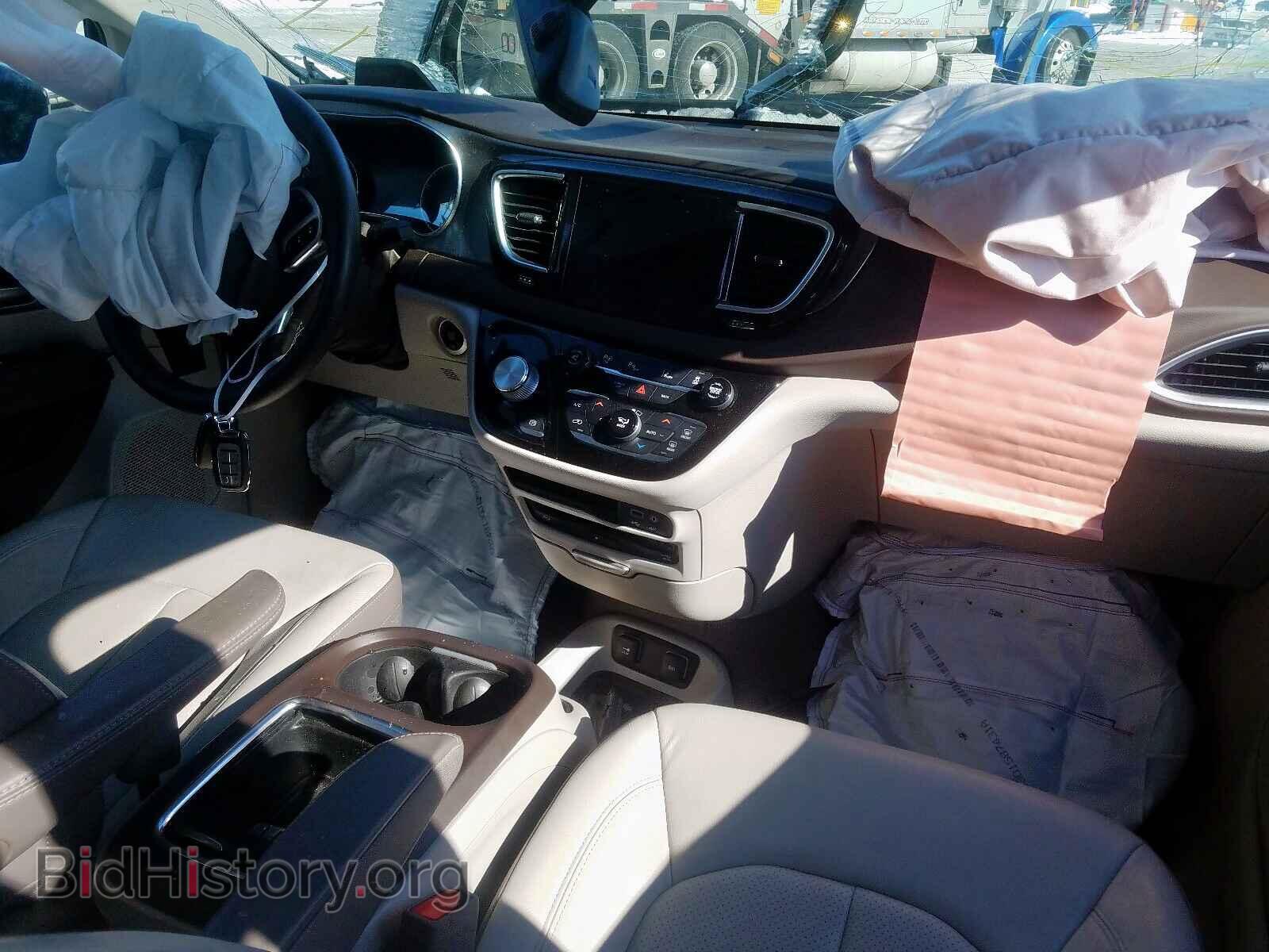 2017 CHRYSLER PACIFICA - VIN: 2C4RC1EG9HR644091 - Photo 9
