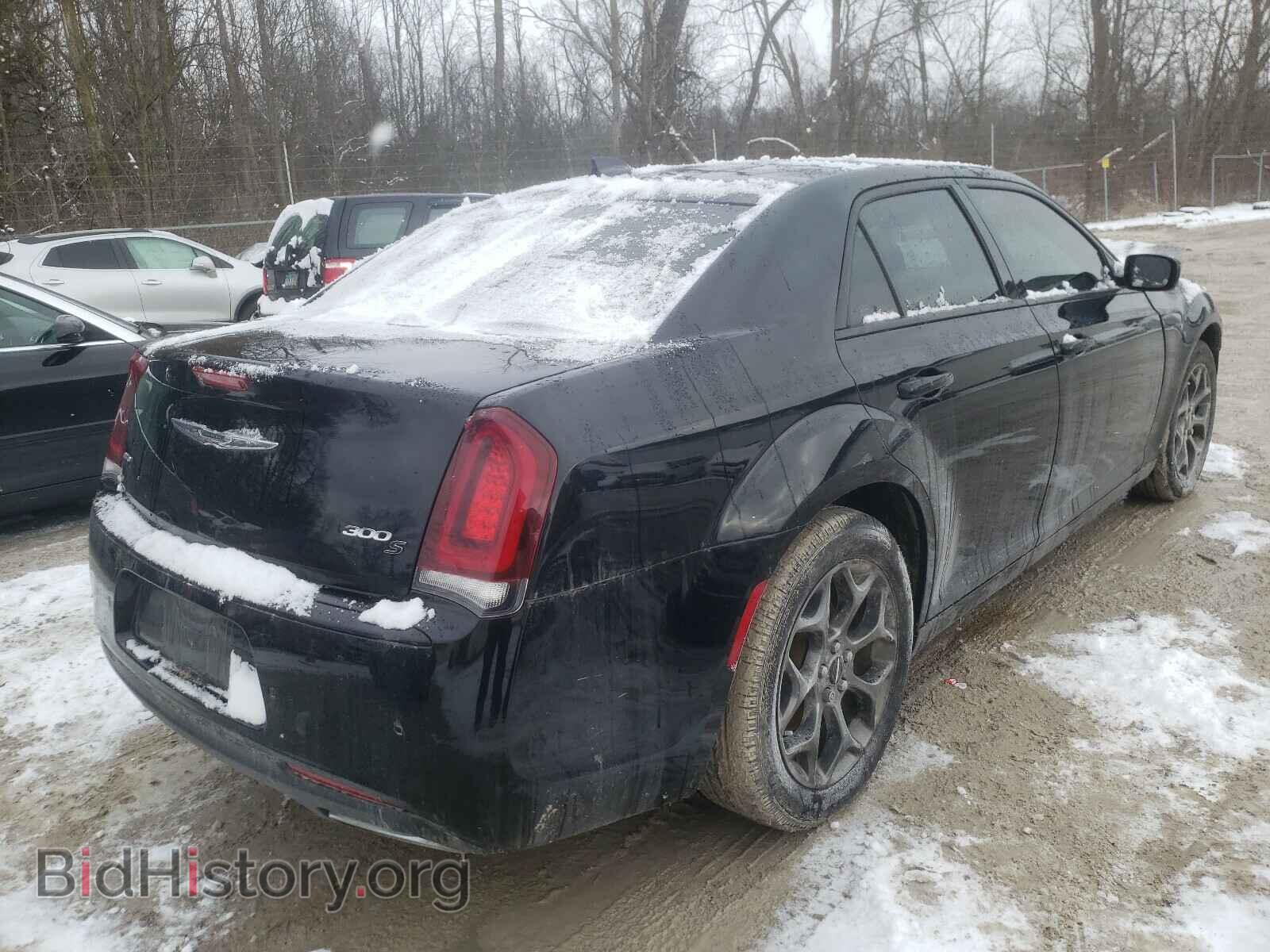 2015 CHRYSLER 300 - VIN: 2C3CCAGG7FH927891 - Photo 4