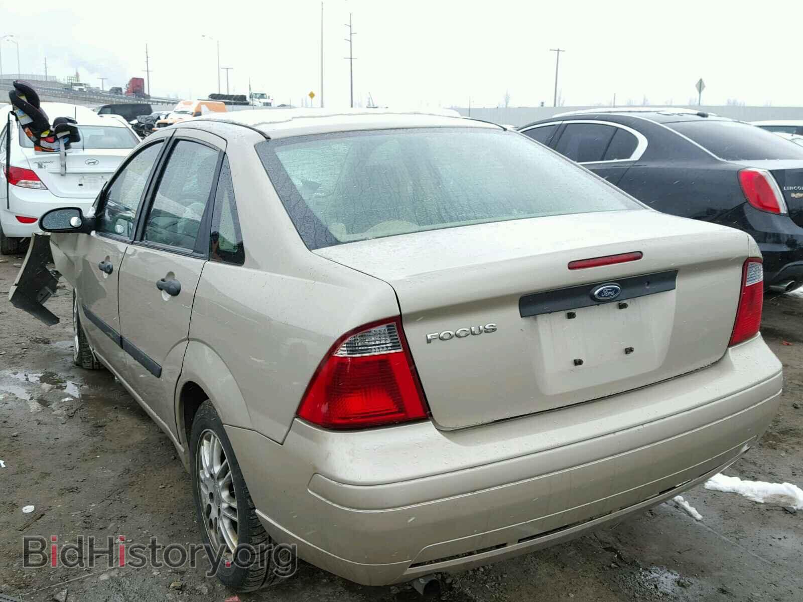 2007 FORD FOCUS - VIN: 1FAFP34N37W150212 - Photo 3