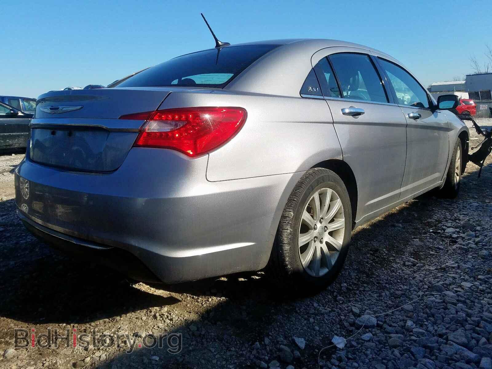 2013 CHRYSLER 200 - VIN: 1C3CCBCG6DN602343 - Photo 4