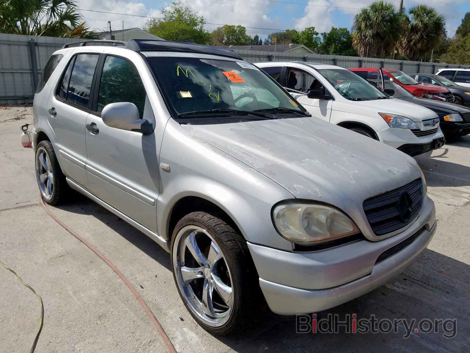 Photo 4JGAB54E9YA208591 - MERCEDES-BENZ ML 320 2000