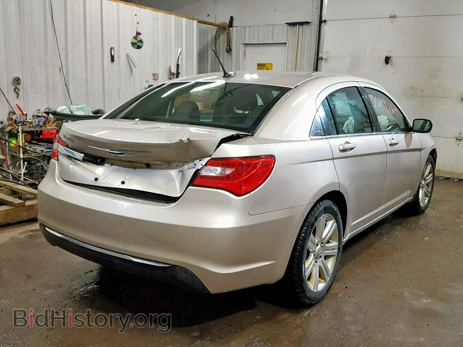 2013 CHRYSLER 200 - VIN: 1C3CCBAB5DN715207 - Фото 4