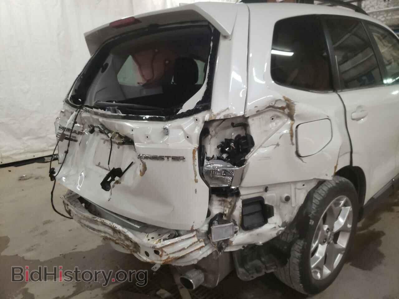2018 SUBARU FORESTER - VIN: JF2SJAWC9JH492559 - Фото 9