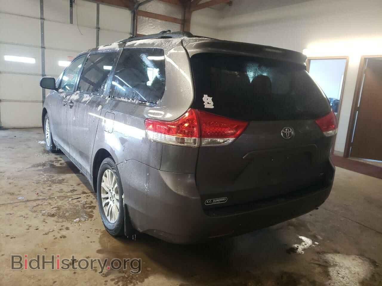 2013 TOYOTA SIENNA - VIN: 5TDYK3DC8DS346531 - Фото 3